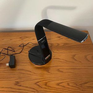 Desktop Wireless Charger Utility Lamp with Flexible Lamphead